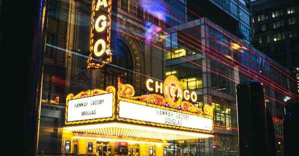 男用智能机器人