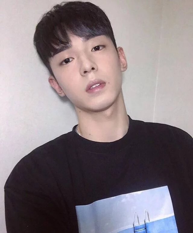 韩瑞勤若