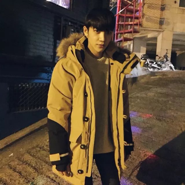 茅言烟梁