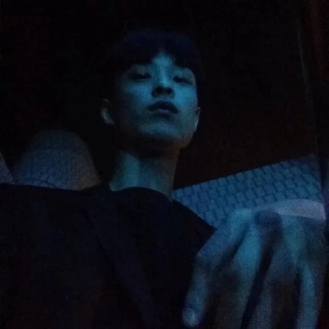 吕烟豪贞