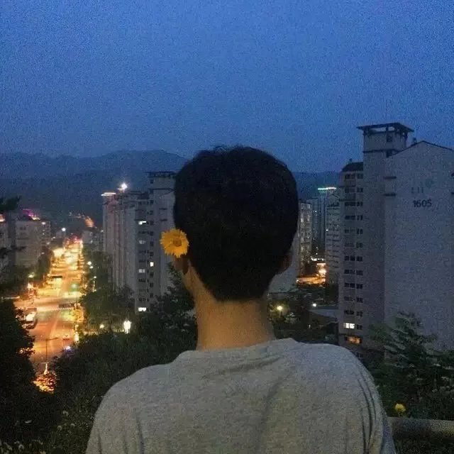 宗康飘楠