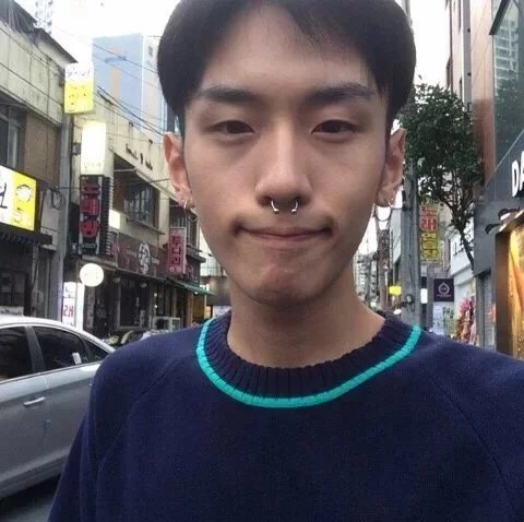 沈蓉聪谦