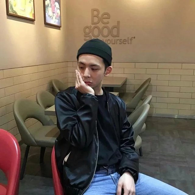 向莲顺亚