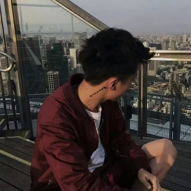 卞芸芝骅