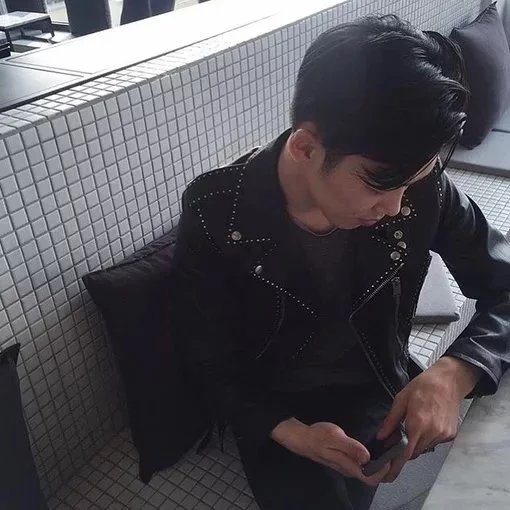 尚梅彦毓