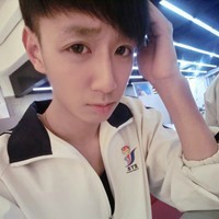 扶琰琦莲